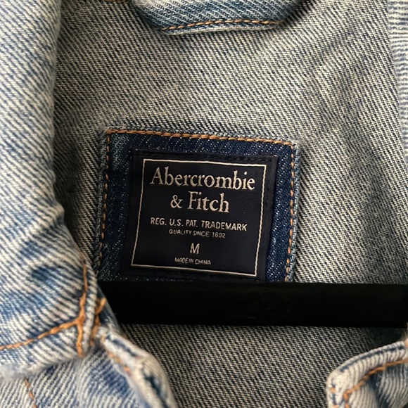Abercrombie & Fitch denim jacket. Light and medium wash. Medium. - Picture 2 of 4
